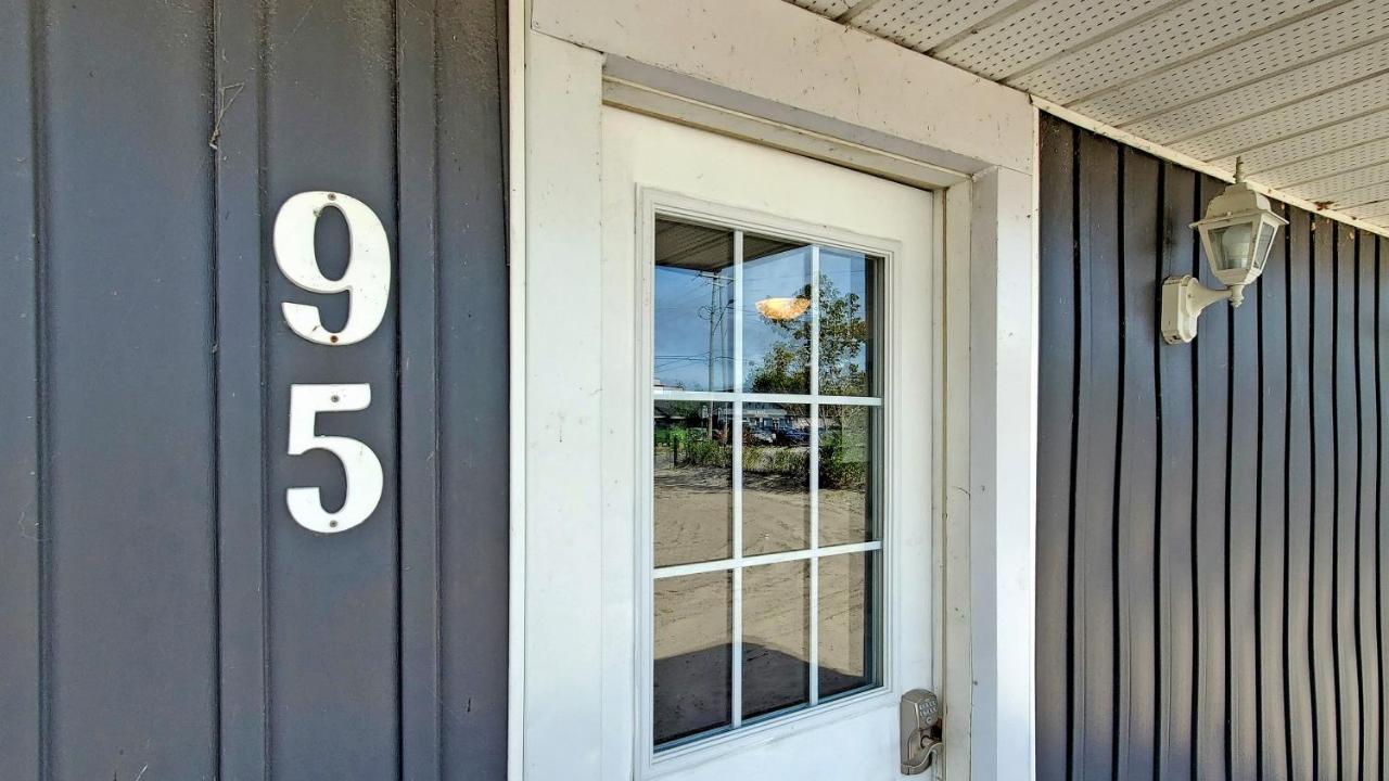 Main Beach River Retreat - Wasaga Beach 1 - Main Strip - 95 Mosley St المظهر الخارجي الصورة