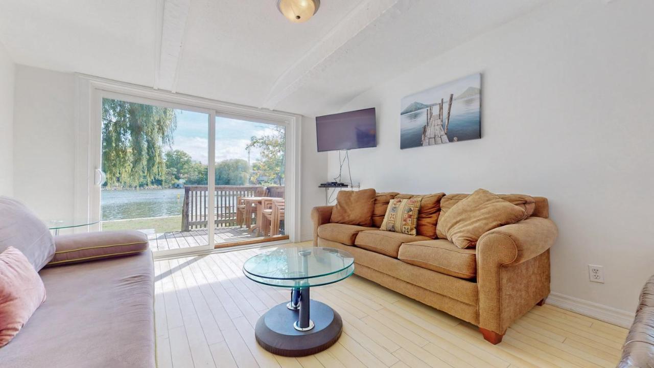 Main Beach River Retreat - Wasaga Beach 1 - Main Strip - 95 Mosley St المظهر الخارجي الصورة