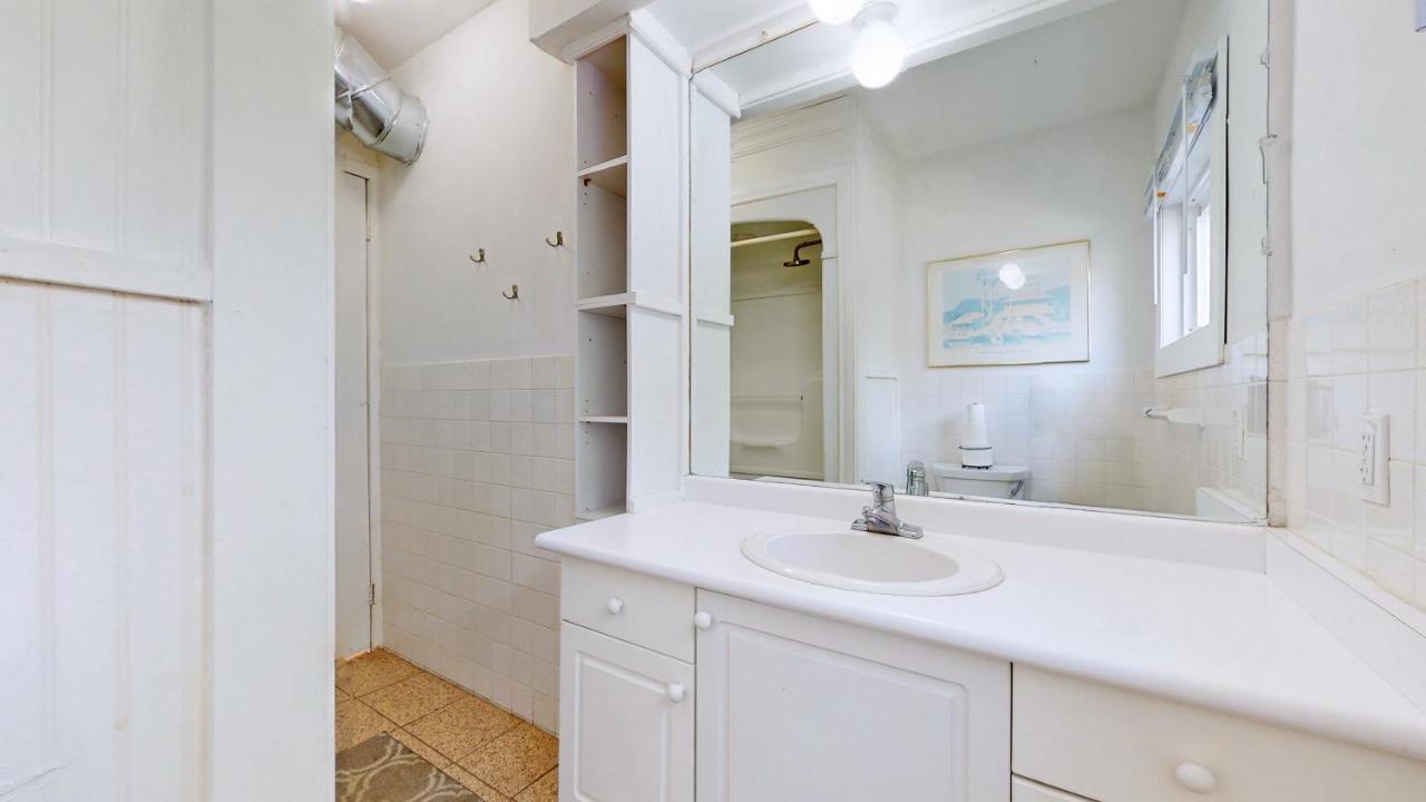 Main Beach River Retreat - Wasaga Beach 1 - Main Strip - 95 Mosley St المظهر الخارجي الصورة