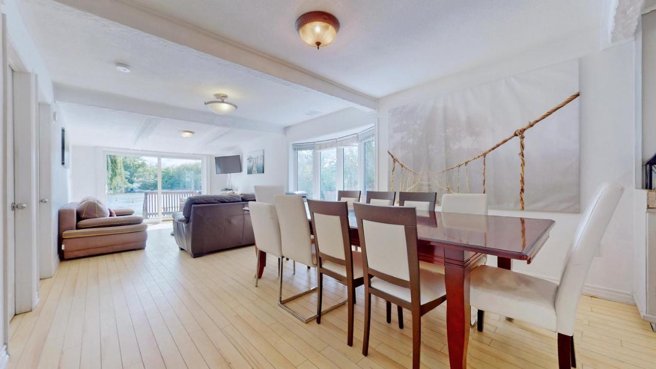 Main Beach River Retreat - Wasaga Beach 1 - Main Strip - 95 Mosley St المظهر الخارجي الصورة