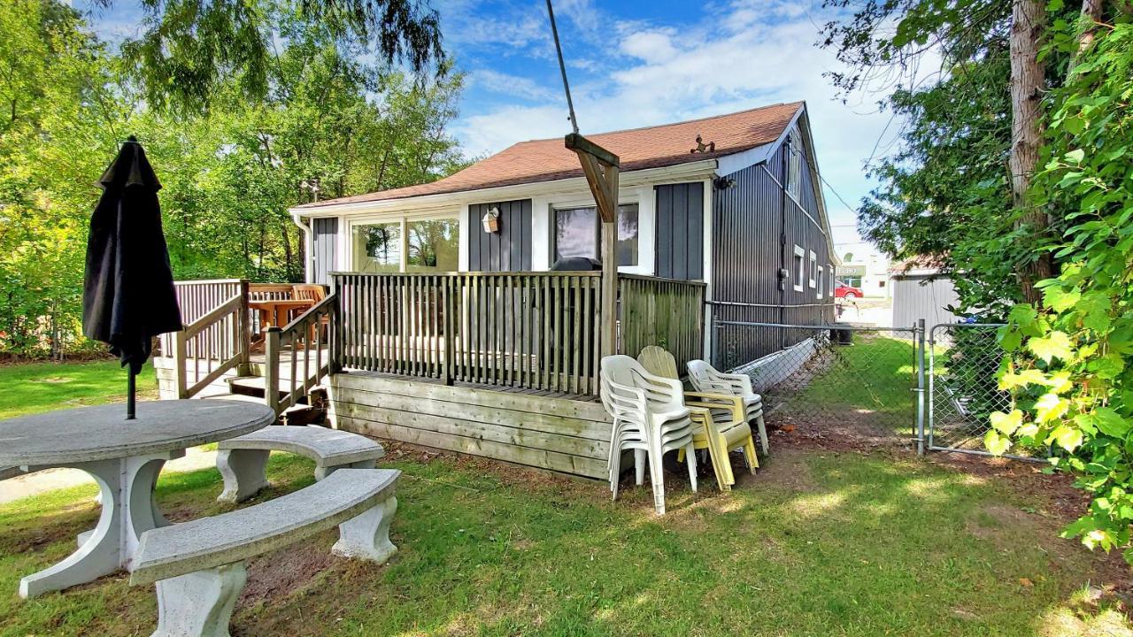 Main Beach River Retreat - Wasaga Beach 1 - Main Strip - 95 Mosley St المظهر الخارجي الصورة
